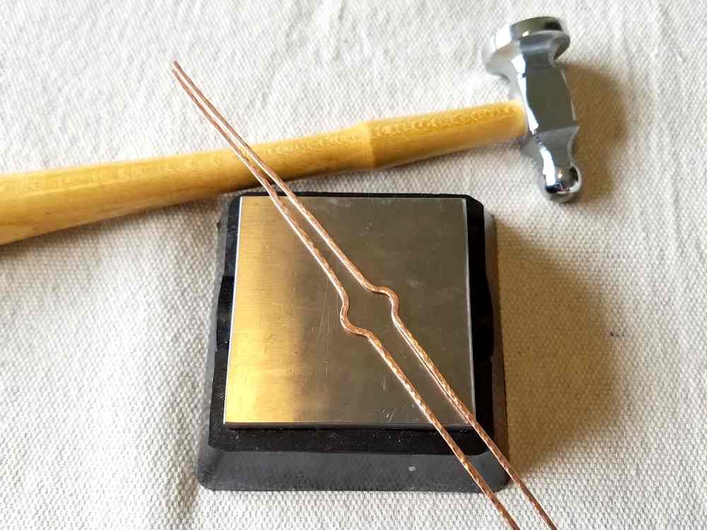 Step 18 - Texture the remaining core wire. The two wires should look like those pictured when finished.