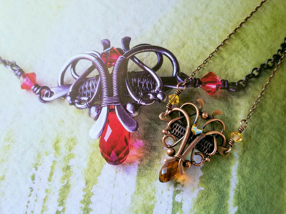 Side-by-side comparison of my Florence Pendant next to the one Sarah features in her book